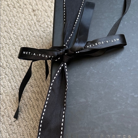 Net-A-Porter Black Storage Box - Picture 4 of 8